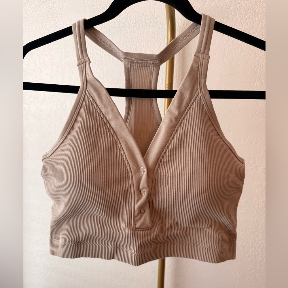 Beige Ribbed Seamless Sports Bra – Snap Front – Racerback – Size XL